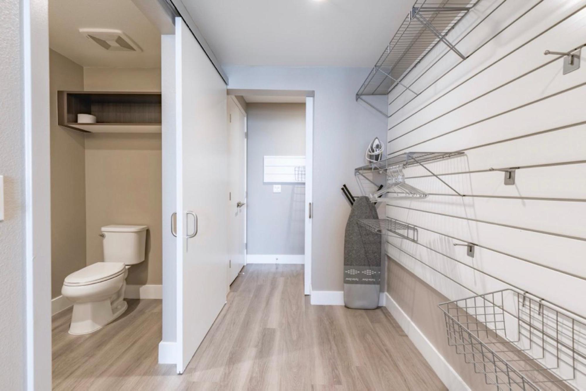New 2 Bedroom Modern Luxury Views Weho Sm Appartement *